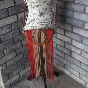 BCBG MAX AZRIA CROSSBODY BAG